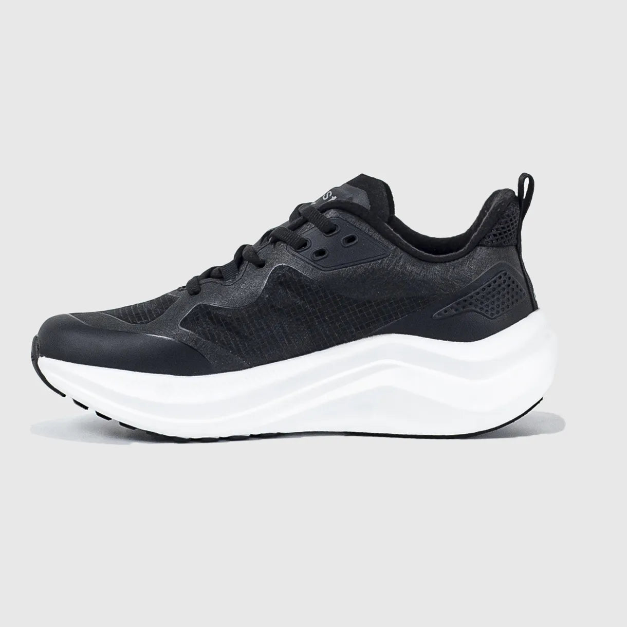 Max Fit Black White
