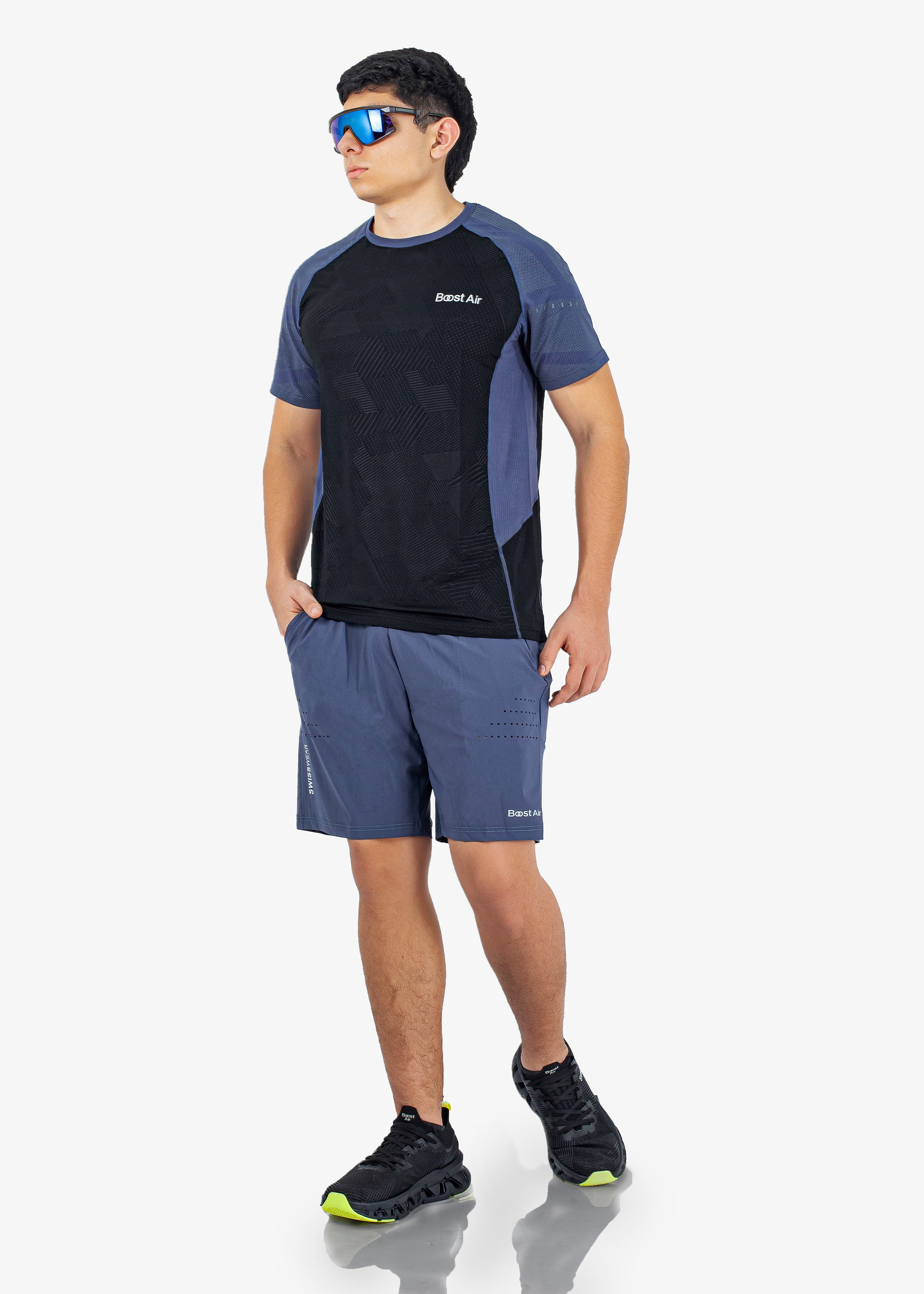 Camiseta Black Strong Fit de Hombre / A8010