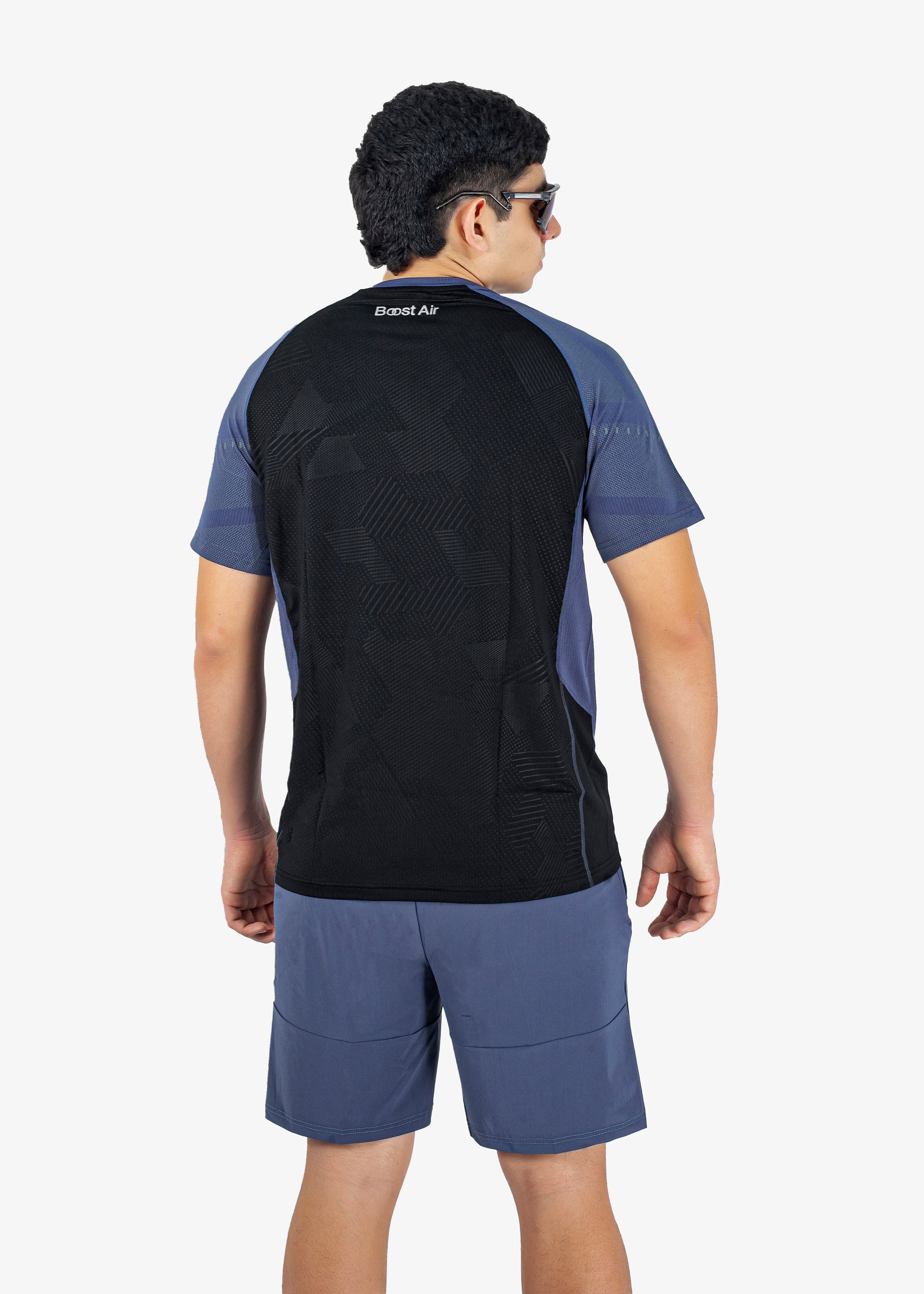 Camiseta Black Strong Fit de Hombre / A8010
